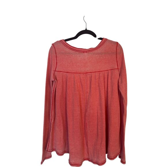 2/$30 We The Free By Free People Medium Red/Coral Kai Henley Top Hi Low - Picture 5 of 16